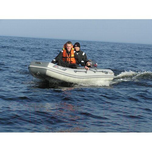 Лодка ПВХ Мнев и Ко Кайман N-330
